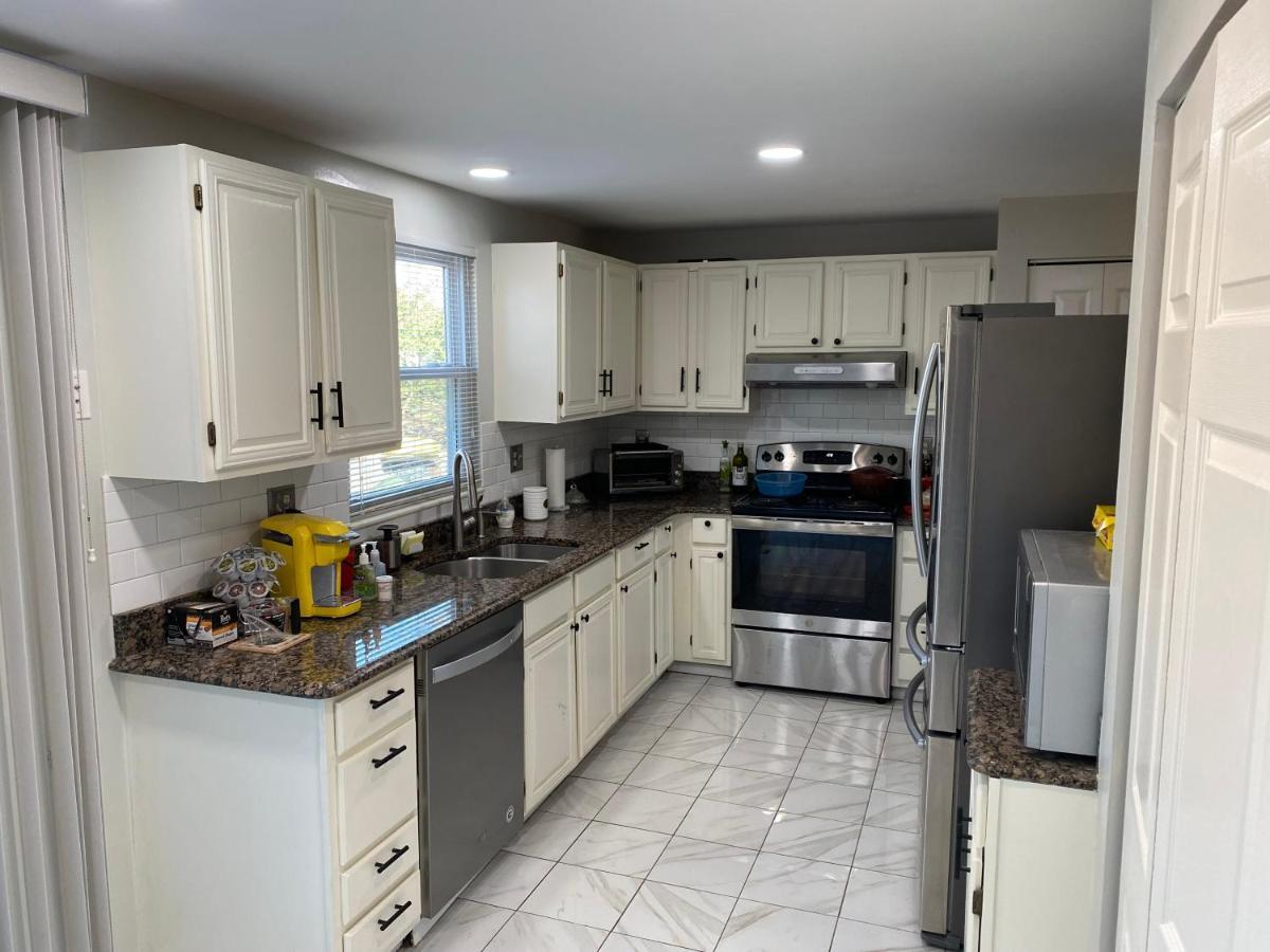 Upgraded, Beautiful 4 Bd Colonial In Silver Spring Dış mekan fotoğraf